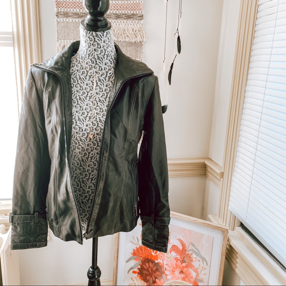 Vintage Black Leather Jacket SZ S